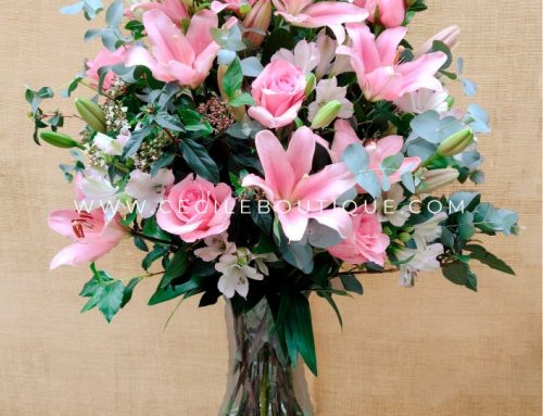 Flores en la Puerta: La Belleza de Recibir un Hogar
